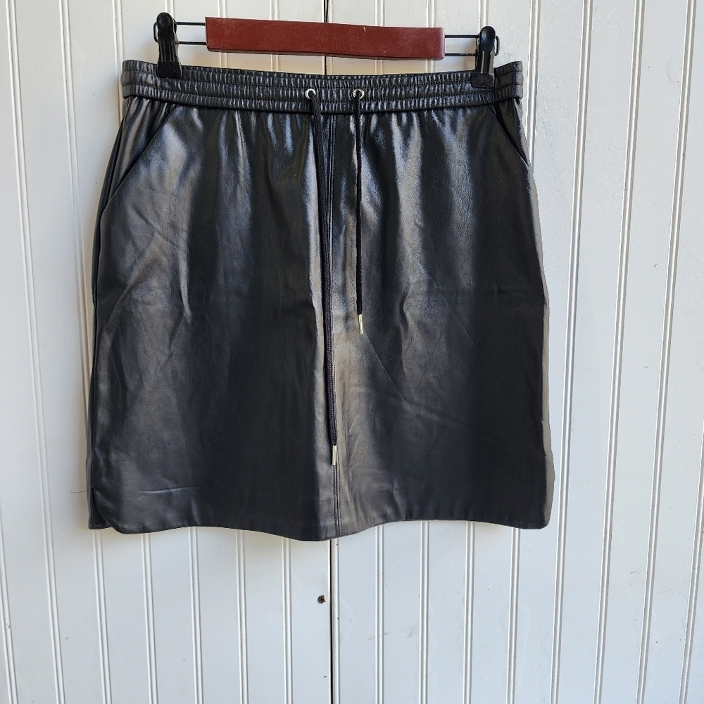 NWT C Est 1946 Sportswear Women's Black Faux Leather Skirt Soft Stretch Sz S